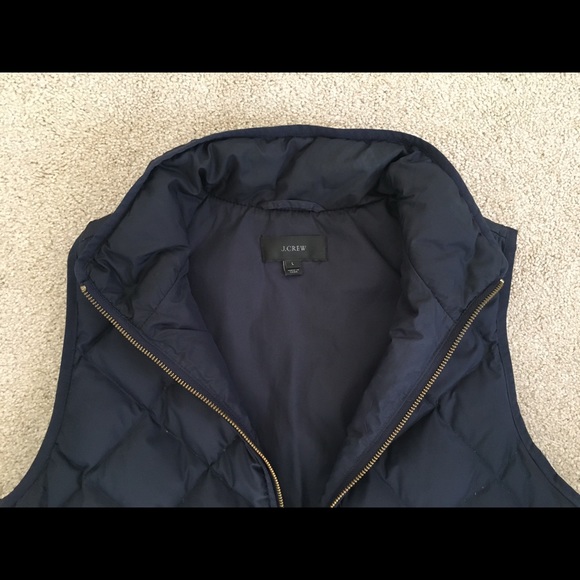 J Crew quilted puffer vest navy blue size large - Picture 3 of 6